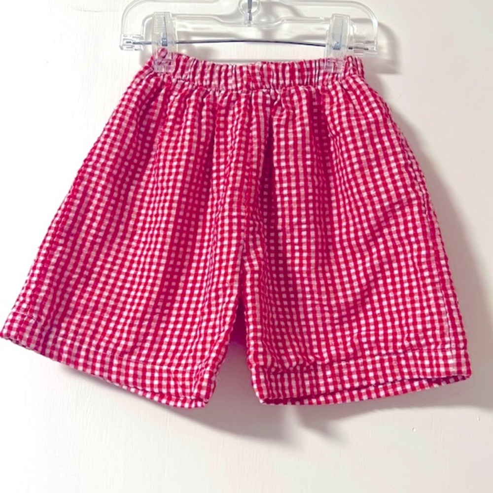 Blanks Boutique- Kids (boy) Red/white Seersucker Shorts- size 5T, GUC, no stains